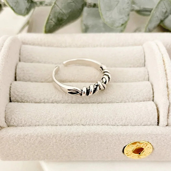 925 Sterling Silver Minimalist Ring Dainty Ring Thin Knot Ring Stackable Ring - Picture 5 of 7